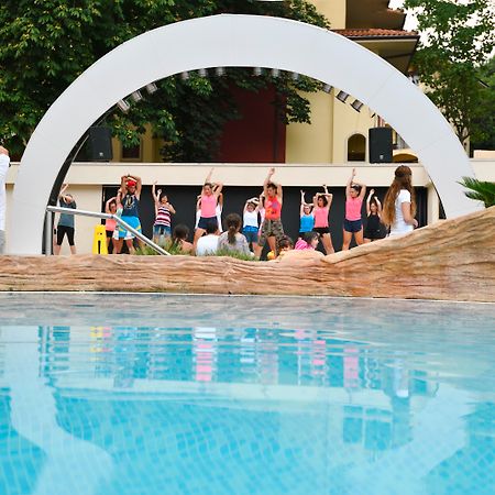 Aquaclub Grifid Hotel Bolero Goudstrand Buitenkant foto